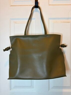 Elegant Knotted Leather Olive Green Tote Bag